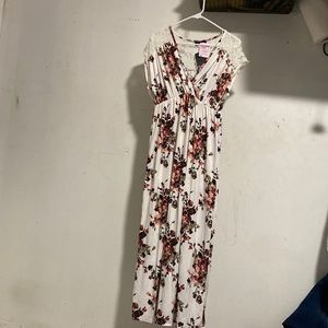 Floral long V-neck dress size extra large